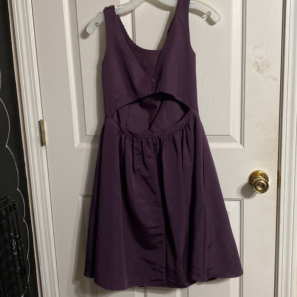 Plum colored dress with silver beads. Cut out back and pockets. - Picture 5 of 8